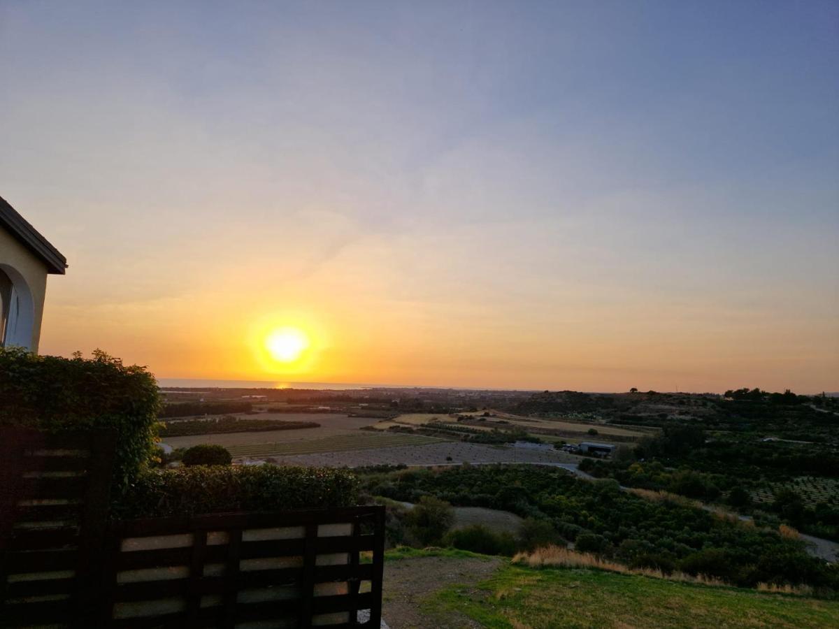 Arodafni House. Unique Views And Amazing Sunsets. Kouklia Exterior photo